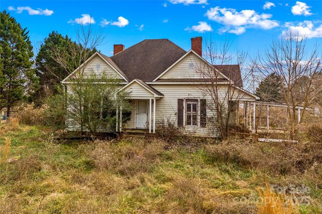 1091 Midway Road, Statesville, NC 28625