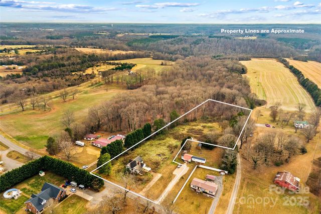 1091 Midway Road, Statesville, NC 28625