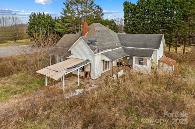 1091 Midway Road, Statesville, NC 28625