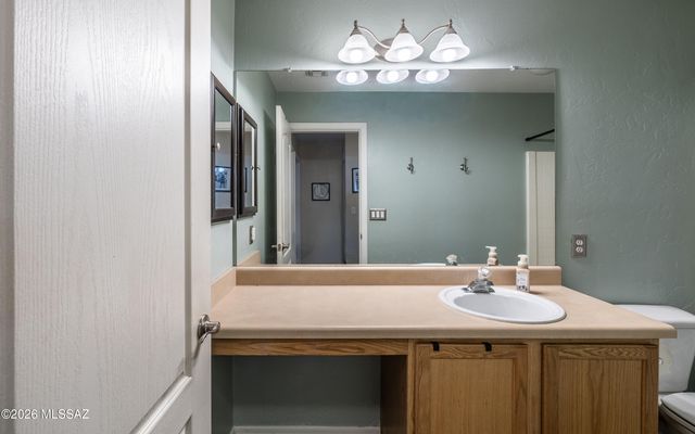 10260 E Buffaloberry Loop, Tucson, AZ 85748