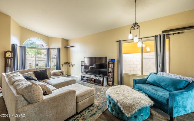 10260 E Buffaloberry Loop, Tucson, AZ 85748
