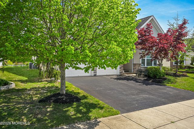9 Arborridge Drive, Forked River, NJ 08731