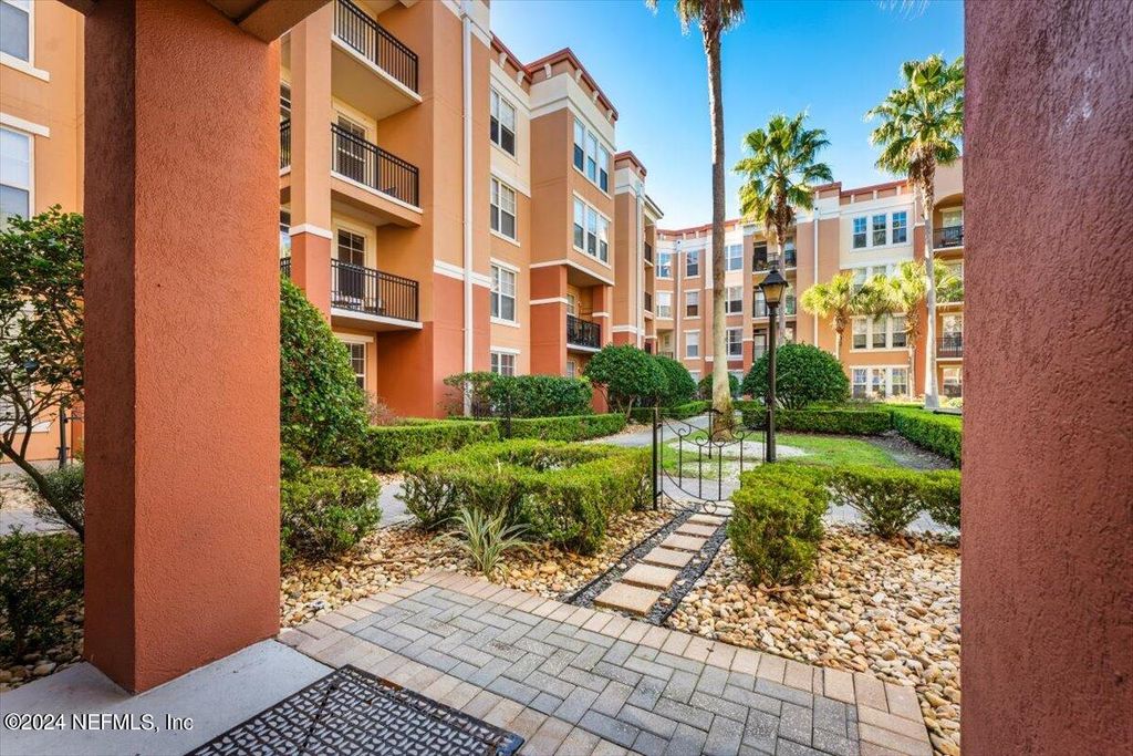 10435 MIDTOWN Parkway, 157, Jacksonville, FL 32246