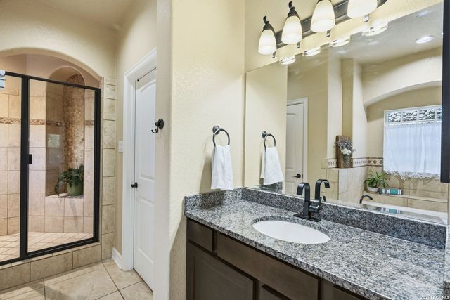 18118 Resort View, San Antonio, TX 78255