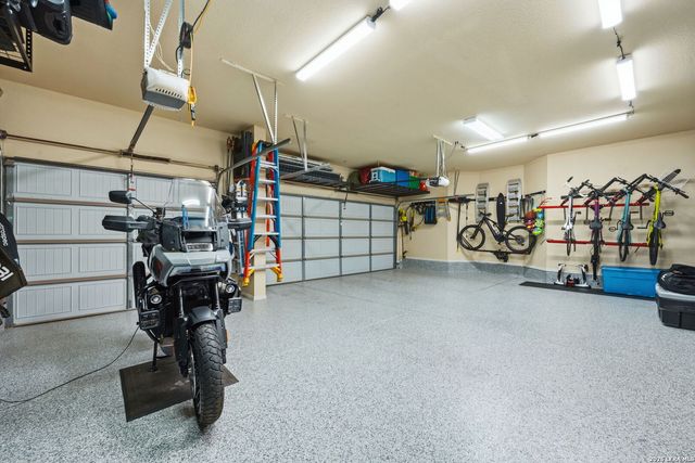 18118 Resort View, San Antonio, TX 78255