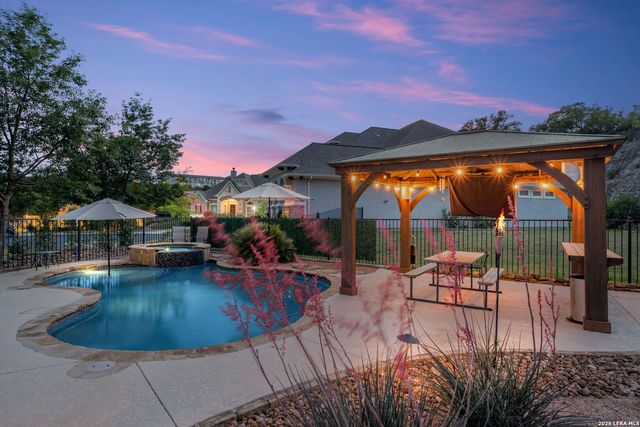 18118 Resort View, San Antonio, TX 78255