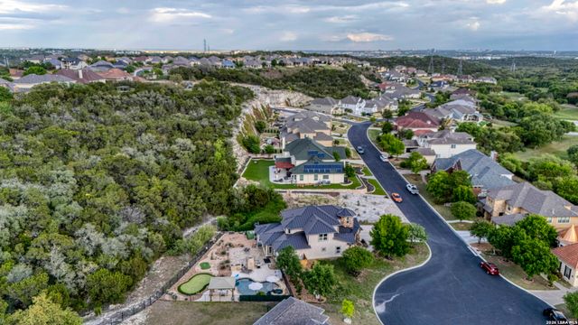18118 Resort View, San Antonio, TX 78255