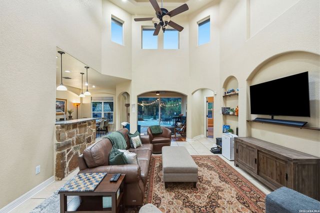 18118 Resort View, San Antonio, TX 78255