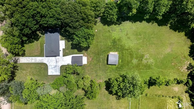 29055 Bredow Avenue, Huron Twp, MI 48174