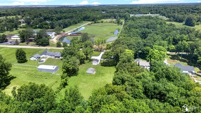 29055 Bredow Avenue, Huron Twp, MI 48174