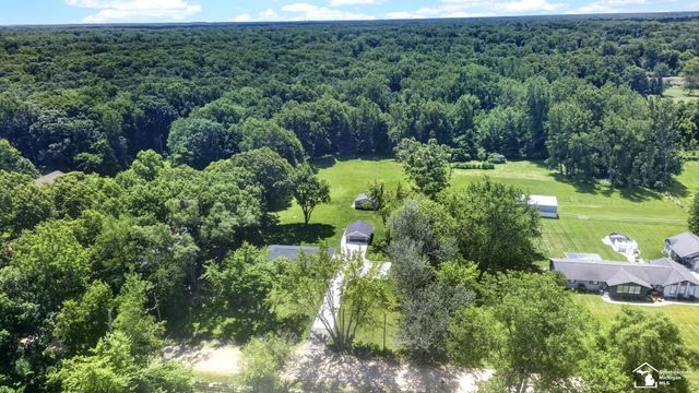 29055 Bredow Avenue, Huron Twp, MI 48174