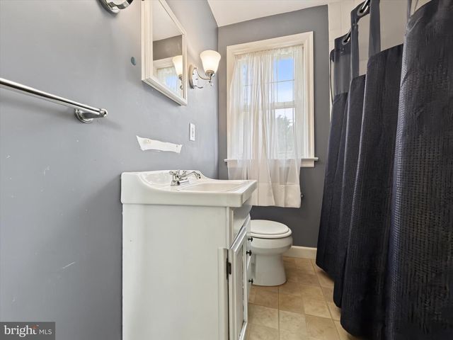 172 EDGEWOOD RD, York, PA 17402
