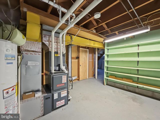 172 EDGEWOOD RD, York, PA 17402