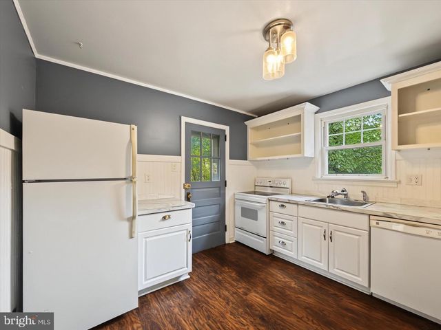 172 EDGEWOOD RD, York, PA 17402