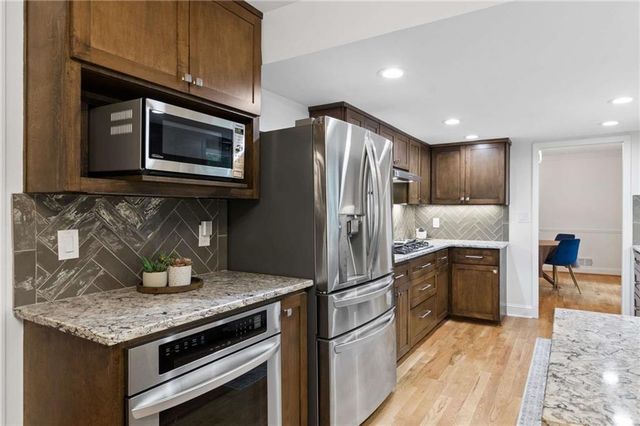 2383 Riverglenn Circle, Atlanta, GA 30338