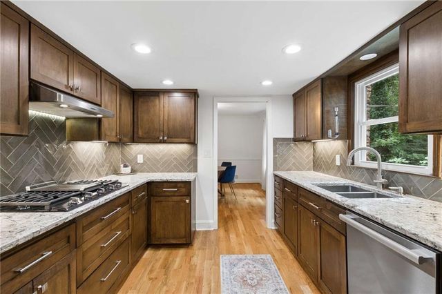 2383 Riverglenn Circle, Atlanta, GA 30338