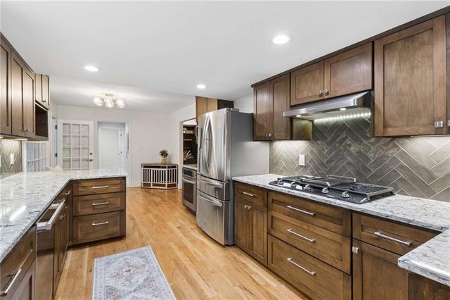 2383 Riverglenn Circle, Atlanta, GA 30338