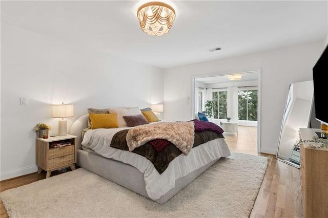 2383 Riverglenn Circle, Atlanta, GA 30338