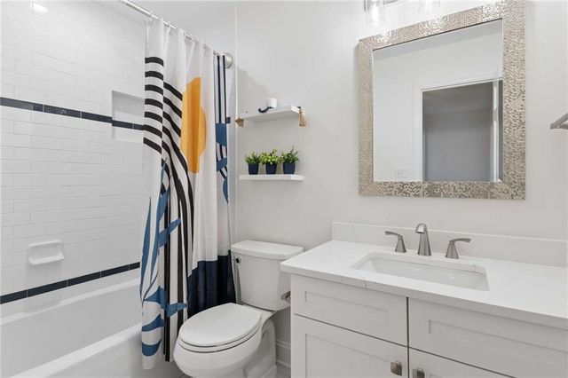 2383 Riverglenn Circle, Atlanta, GA 30338
