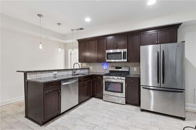 2383 Riverglenn Circle, Atlanta, GA 30338