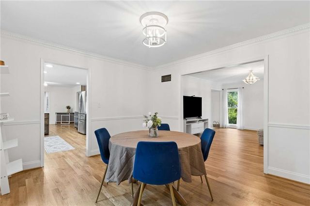 2383 Riverglenn Circle, Atlanta, GA 30338