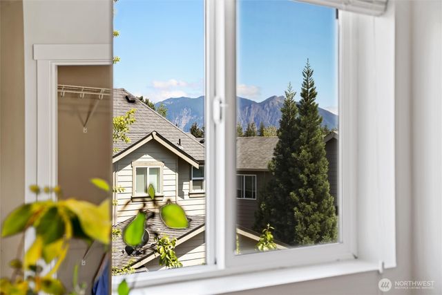 9306 Nye Avenue SE, Snoqualmie, WA 98065