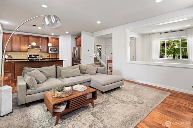 9306 Nye Avenue SE, Snoqualmie, WA 98065