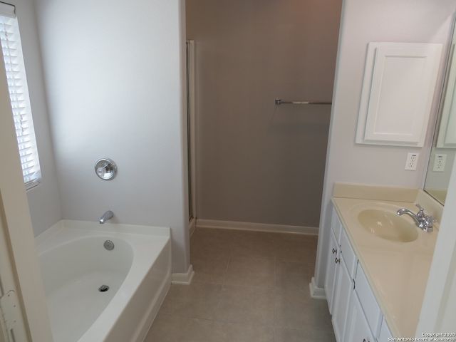 561 SLIPPERY ROCK, Cibolo, TX 78108