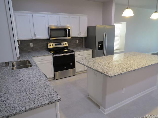 561 SLIPPERY ROCK, Cibolo, TX 78108