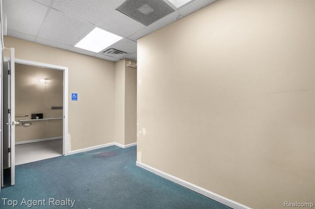 33241 Mound Road, Sterling Heights, MI 48310