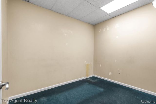 33241 Mound Road, Sterling Heights, MI 48310
