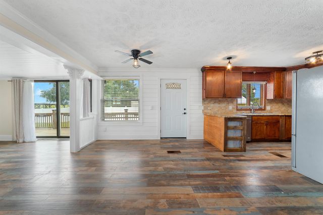 6538 Us Highway 441 SE, Okeechobee, FL 34974