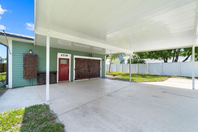 6538 Us Highway 441 SE, Okeechobee, FL 34974