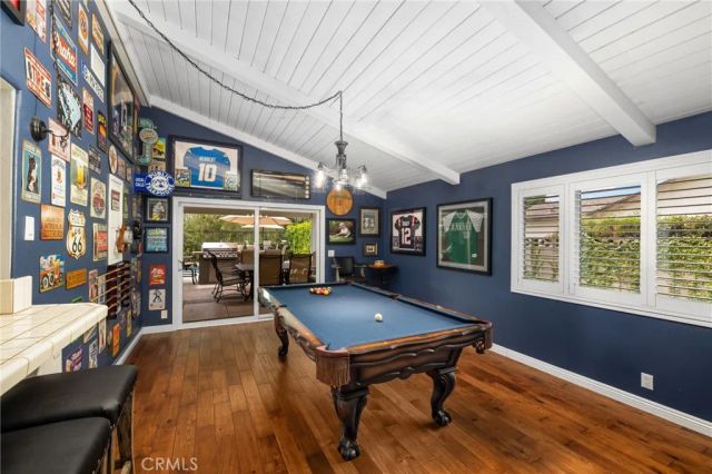 264 E Radcliffe Drive, Claremont, CA 91711