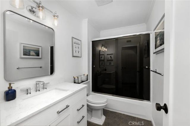 264 E Radcliffe Drive, Claremont, CA 91711