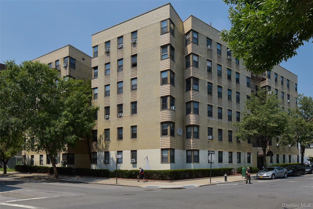 340 E Mosholu Parkway S 4-E, Bronx, NY 10458