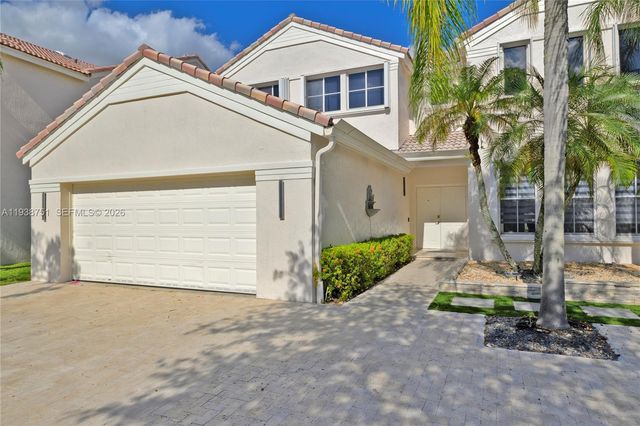 1176 Cedar Falls Dr, Weston, FL 33327