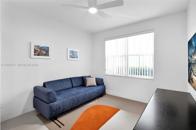 1176 Cedar Falls Dr, Weston, FL 33327