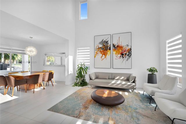 1176 Cedar Falls Dr, Weston, FL 33327