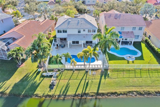 1176 Cedar Falls Dr, Weston, FL 33327