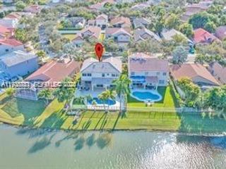 1176 Cedar Falls Dr, Weston, FL 33327