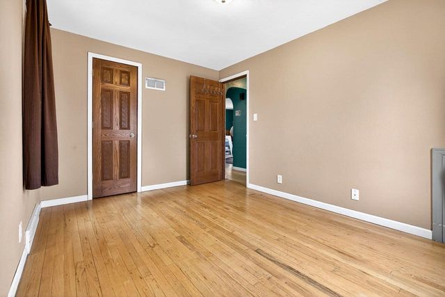 936 LINCOLN STREET, Menasha, WI 54952