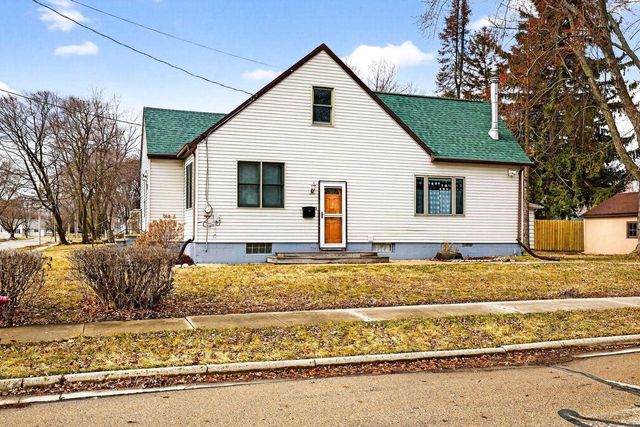 936 LINCOLN STREET, Menasha, WI 54952