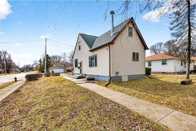 936 LINCOLN STREET, Menasha, WI 54952