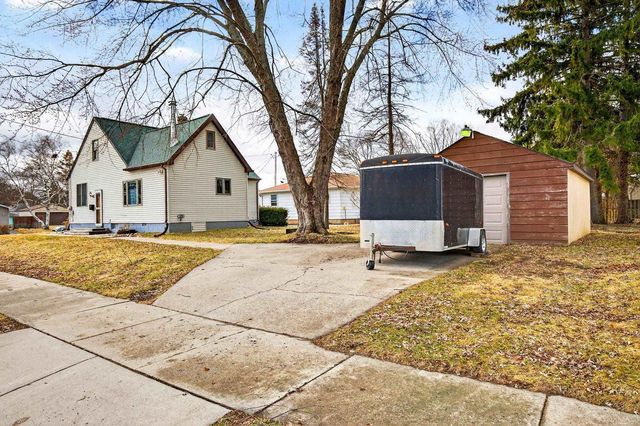 936 LINCOLN STREET, Menasha, WI 54952