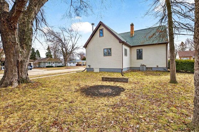 936 LINCOLN STREET, Menasha, WI 54952