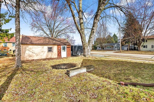 936 LINCOLN STREET, Menasha, WI 54952