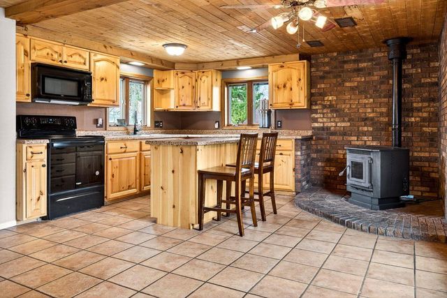 936 LINCOLN STREET, Menasha, WI 54952