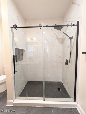 1911 Corning Avenue, Cleveland, OH 44109