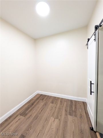 1911 Corning Avenue, Cleveland, OH 44109